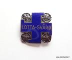 Lotta Svrd Rintamerkki 813H no 8792 Hopeinen numeroitu lottamerkki